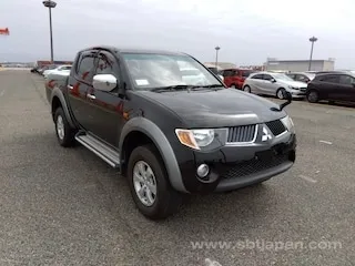 Mitsubishi Triton