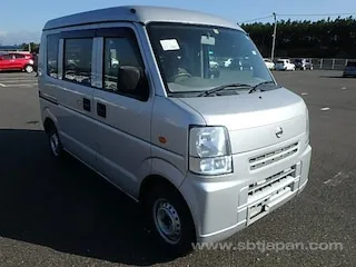 Nissan Clipper Van