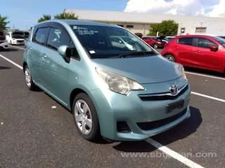 Toyota Ractis / Porte